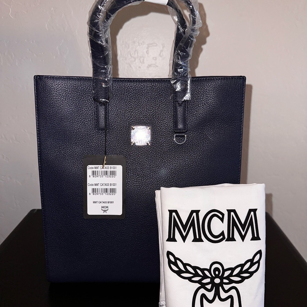NWT MCM Purse w/Dust Bagโ๐โโโ - Picture 5 of 16